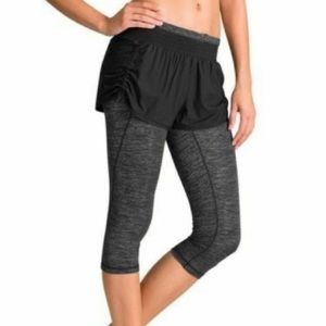 Athleta Go Getter 2-In-1 Ruched Shorts Cropped Knickers Size Small
